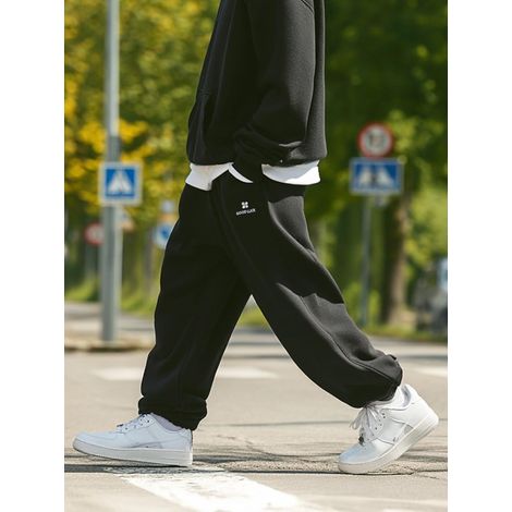 Pantaloni della tuta larghi da uomo neri GOOD LUCK Nome XXL (1/5)