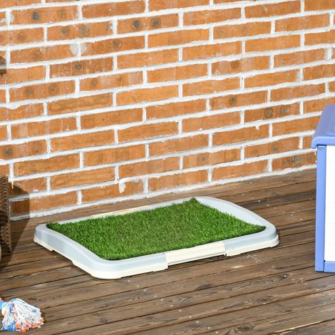 Toilette pour chien litière avec tapis en gazon artificiel plateau et panneau grillagé 63 x 48,5 cm (1/5)