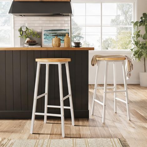 Lot de 2 tabourets de bar 63 cm design bois et métal blanc (1/5)