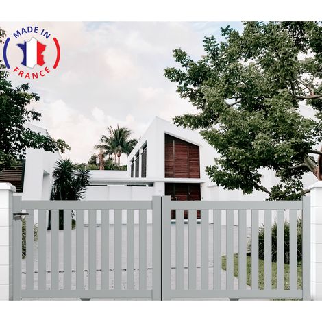 Portail aluminium coulissant ajouré en kit dimensions L.4000 (entre piliers) X H.1200 mm Couleurs Gris clair (RAL 7035)