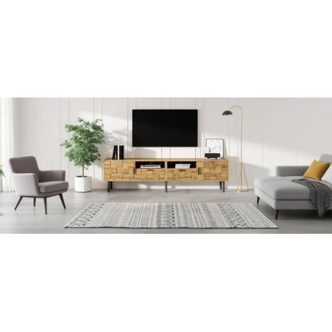 Meuble TV / Banc TV : Comprend deux portes et deux tiroirs  finition aspect bois  structure en panneaux de particules  pieds en métal  inclut deux compartiments de rangement ouverts. (1/5)