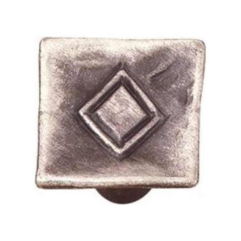 FPLUS pomo 26mm rombo plata mate , TIRADOR POMO DE MUEBLE ACABADO PLATA MATE PARA COMODA ARMARIO
Ref.
2317P
Medidas
26x26x19mm
