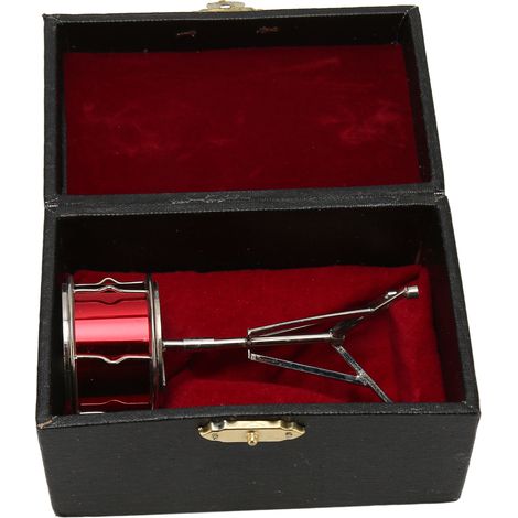 Cette mini caisse claire est conçue avec un souci du détail et un réalisme exceptionnels, ce qui la rend idéale pour être placée dans des maisons de poupées, sur des étagères, des bureaux ou des table (1/5)