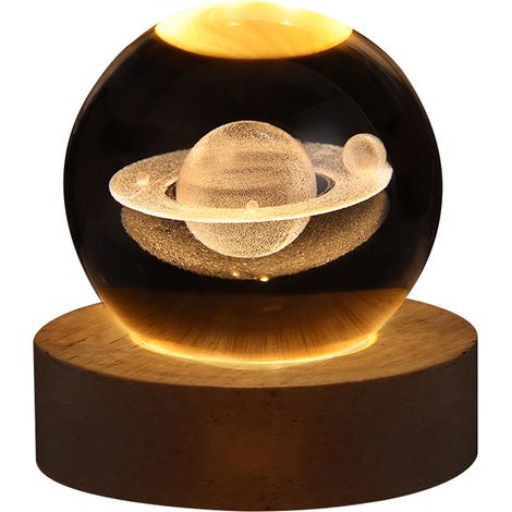 Veilleuse Boule Cristal - Système Solaire Gravé 3D - Base Bois - Éclairage Chaud Blanc/Orange - USB Rechargeable - 1 Pièce (1/5)