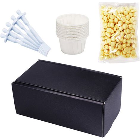 Kit de depilación de nariz y cejas: aplicadores, gránulos de cera y vasos de papel.