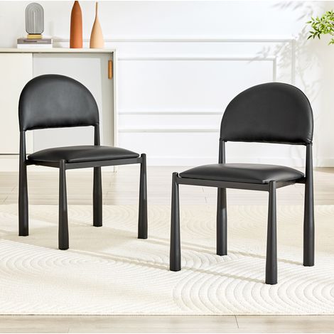 Set di 2 sedie da pranzo moderne con schienale semicircolare, PU nero e gambe in metallo (1/5)