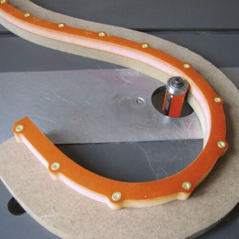 TMP-1200 Flexible Fräsvorrichtung für Kurven- und Bogenfräsen 12x12mm L=1200mm (1/5)