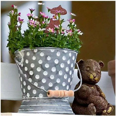 Jardinière vintage en métal poli, 1 pièce - Seau rustique en fer avec trous de drainage, idéale pour les plantes succulentes et les petites plantes - Idéale pour les jardins intérieurs/extérieurs, les