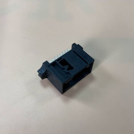 Faisceau de câbles pour connecteur automobile 2296121-1 à 18 broches (1/4)