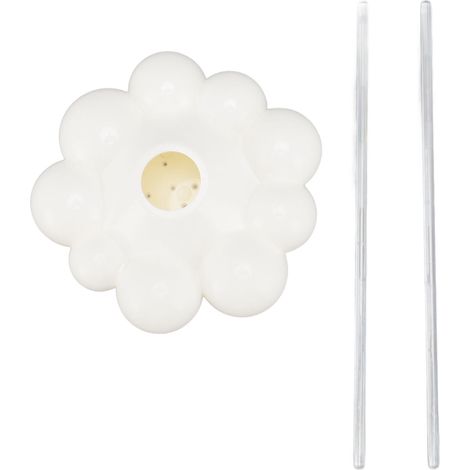 Automatischer weißer Kunststoffsprenger in Form einer Regenwolke, ideal für Gärtner und Pflanzenliebhaber. (1/5)