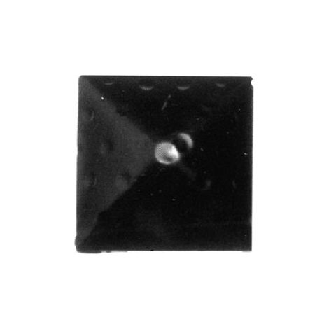 CLOU PYRAMIDAL - 30X30 MM