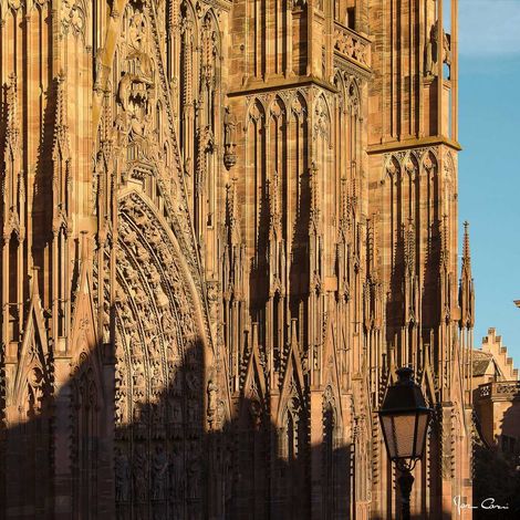 Tableau sur toile cathédrale Notre-Dame de Strasbourg 45x45 cm - Impression sur Toile Murale Décorative - Image imprimée en HD sur Toile - Toile sur Châssis en Bois FSC - Fabriqué en France (1/5)