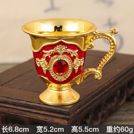 Verre à vin de style européen (doré et rouge) - Service complet pour restaurant, idéal pour le baijiu (alcool chinois) - Fabrication artisanale en métal