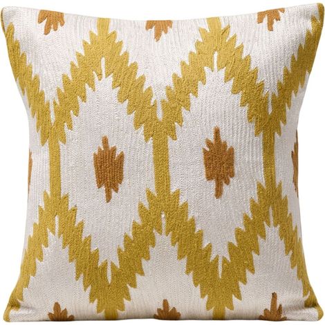 Housse de coussin en Motif ikat en point de chainette JOKO (1/4)