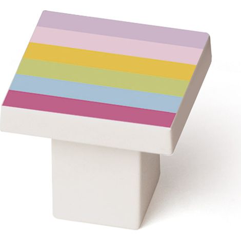 Pomo de plástico con acabado , dimensiones: 30x30x28mm -