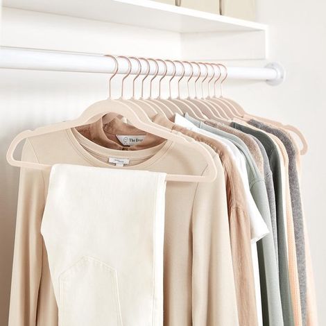 Grucce sottili antiscivolo in velluto per abiti, confezione da 20 pezzi, rosa tenue/oro rosa (1/5)