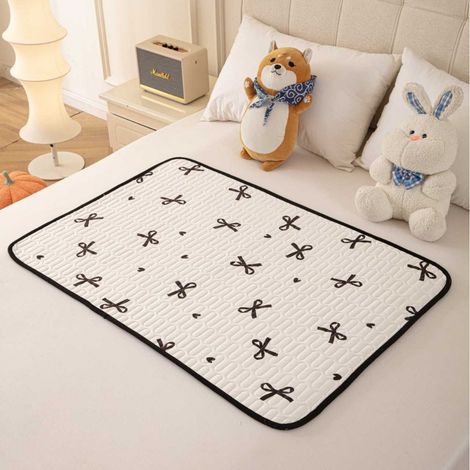 Alèse menstruelle double face imperméable (70 x 100 cm) – Antidérapante et lavable – Protection respirante pour chambres d'étudiants et de bébés (1/4)