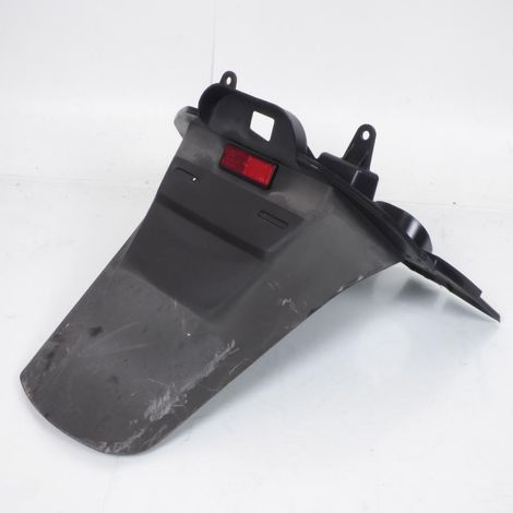 [PRODUIT D'OCCASION] Bavette arrière origine pour scooter Suzuki 125 Burgman 2002-2006 (1/3)