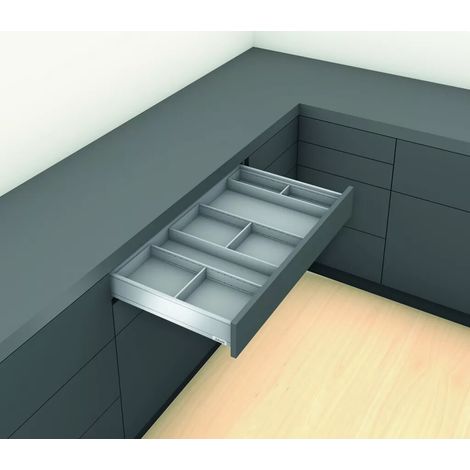 Accessoires AMBIA-LINE design acier hauteurs M et K - BLUM - Cadre tiroir large - haut. 50 x larg. 200 mm - livré avec un séparateur - Longueur 550 mm. - Gris indium mat