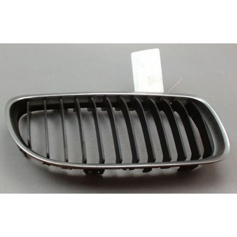 [PRODUIT D'OCCASION] Grille Calandre Droit BMW Serie 3 Berl. V Phase 2 (e90) 2008-2011 ♻️ Ref Oe. 51137201968 - Garantie à vie (1/3)
