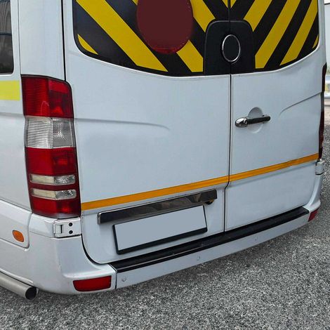 OMAC Ladekantenschutz Stoßstangenschutz für Mercedes Sprinter W906 / VW Crafter 2006-2018 – Acryl glänzend schwarz (1/5)
