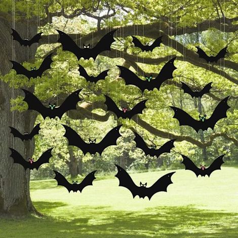 LYERCW - (18 pièces) Décoration d'Halloween suspendue : chauves-souris géantes en plastique, à suspendre aux arbres, au porche, dans le jardin, sur la pelouse ou à l'intérieur. (1/5)