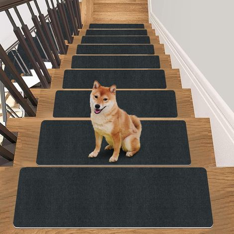 15 piezas de peldaños de madera de 55 cm x 22 cm, alfombrilla antideslizante para escaleras alfombradas, juego para escaleras de caracol alfombradas – Negro (1/5)