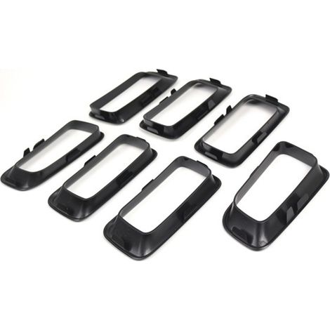 Part numbers 7 68109865AA CH1210111 are suitable for the grille trim of the Jeep Compass. (1/5)