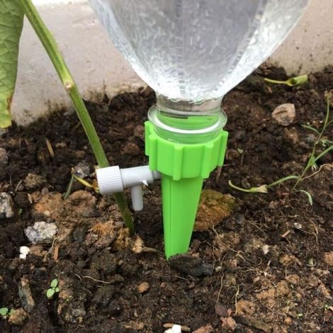 Set mit 12 automatischen Regnern, Tropfbewässerungssystem für Gartenpflanzen und Gemüse, einstellbare Tropfbewässerung (1/5)
