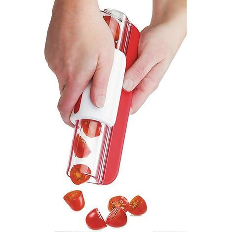 Fruit cutter, grape/cherry/small tomato cutter, kitchen utensil for decorating cakes and fruit and vegetable salads (red) (1/5)