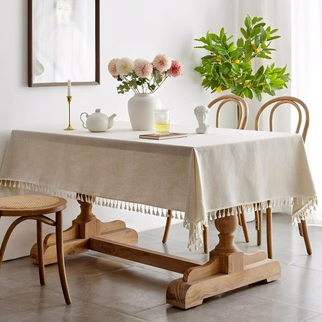 Beige Anti Tache Nappe Tassel Lavable, 140×180cm Salle à Manger Rectangulaire en Coton, Rectangulaire Beige Anti Tache Nappe Tassel Lavable en Coton Et Lin avec Glands per Jardin, Table à manger (1/5)