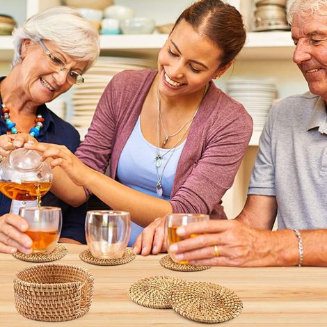 Lot de 6 dessous de verre en rotin tissé à la main avec support, tapis ronds en rotin naturel pour boissons, tasses à thé, sets de table, tapis décoratif pour table de cuisine, boissons (1/4)