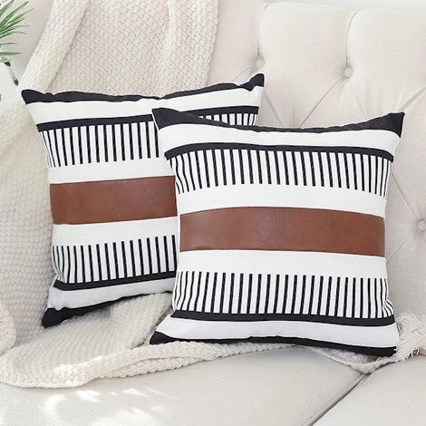 Filiyano – oreiller assortie – Lot de 2 coussins style ferme pour canapé d'extérieur, housses de coussin carrées décoratives en similicuir à rayures (1/4)