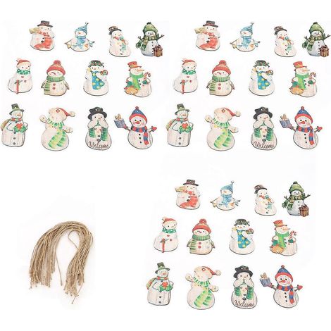 36 décorations de Noël en bois représentant des bonhommes de neige à suspendre au sapin. Idéales pour les fêtes de fin d'année.