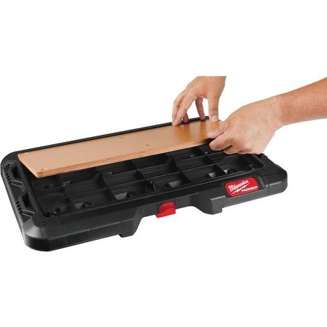 Milwaukee Packout Robustes Vielseitiges Arbeitspaneel (1/5)