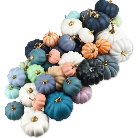 Lot de 16 citrouilles artificielles d'automne en mousse, idéales pour la décoration d'Halloween et de Thanksgiving. (1/5)
