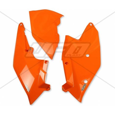 Paneles laterales traseros UFO para KTM SX/SXF '16-'18, EXC/EXCF TPI '17-'19 con cubierta de filtro de aire naranja.