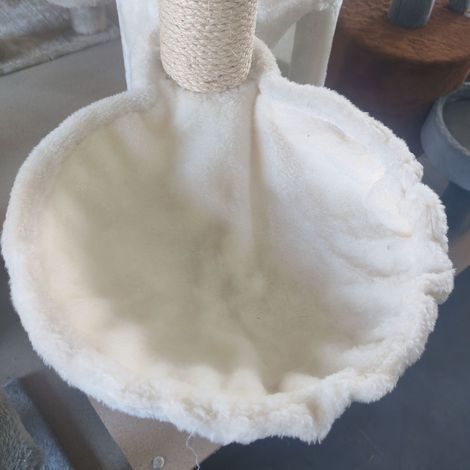 Hamac pour Chat Intérieur en Flanelle Beige, Panier Élégant Anneau en Acier, Design Multifonctionnel et Montage Facile pour Accessoires Arbre à Chat (1/5)