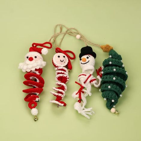 Pupazzo di Neve Fatto a Mano all'Uncinetto – Decorazione Natalizia Artigianale in Filato, Design Caldo e Tradizionale – Ideale per Albero di Natale, Camino e Vetrine (1/5)