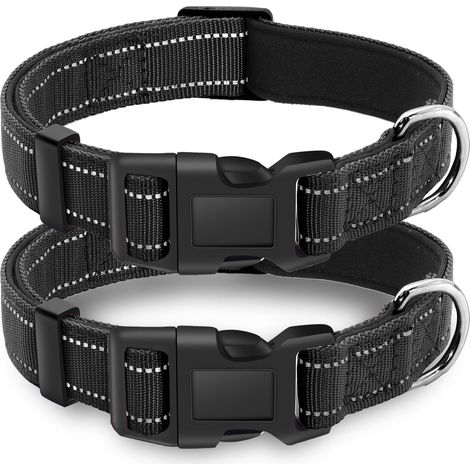 Un lot de 2 colliers réfléchissants pour chiens avec boucles de sécurité, réglables, doux et respirants, en nylon noir.