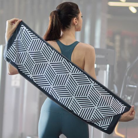 Mikrofaser-Sporthandtuch, geeignet für Fitness, Yoga, Laufen – weich und atmungsaktiv, ist es die ideale Wahl für Reisen und Outdoor-Aktivitäten. (1/4)