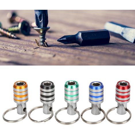 Ensemble de 5 pièces comprenant un porte-clés à tige hexagonale de 6,35 mm (1/4 pouce), une clé à douille, un tournevis, un porte-foret et un jeu de forets. (1/5)