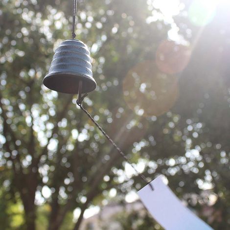 Metallenes Windspiel zum Aufhängen, Dekoration für Haus, Garten und Hinterhof (1/5)