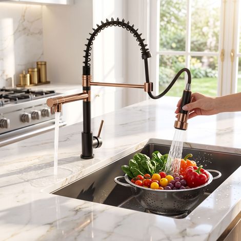 Comanlai - Mitigeur de Cuisine Noir et Or Rose avec Douchette Extractible - Robinet d'Évier Pivotant à 360°, Haute Pression à 2 Modes de Pulvérisation, Corps en Laiton Robuste (1/5)