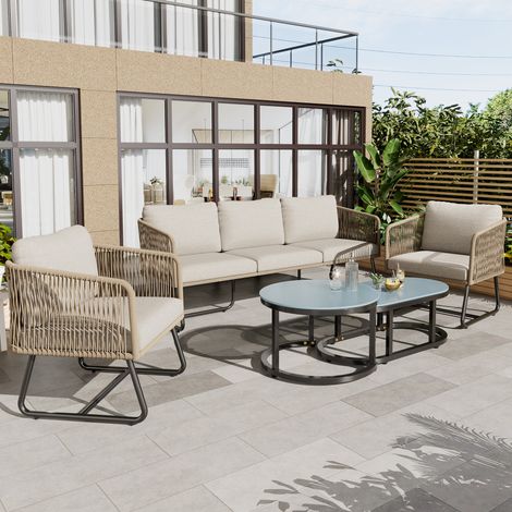 Salon de jardin, en fer et verre, beige, pour jardin et terrasse, pieds ajustables. Table verre lisse avec coussins complets fournis