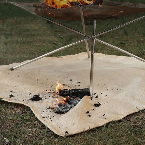 Tapis ignifuge pour camping, barbecue, verre ignifuge, tapis de protection ignifuge, tapis de gril résistant à la chaleur, tapis de protection de sol ignifuge (100 x 80 cm) (1/5)