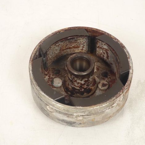 [PRODUIT D'OCCASION] Rotor d alternateur origine pour moto Yamaha 350 XT 1985 à 1989 (1/2)
