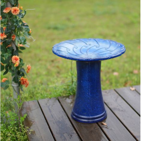 Bagno per uccelli in ceramica Ø 43 cm, altezza 45 cm, blu lucido DESVIAE (1/5)