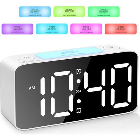 Sveglia digitale ad alto volume con luce notturna a 7 colori, volume regolabile, ricarica USB, per comodino, bianca. (1/5)