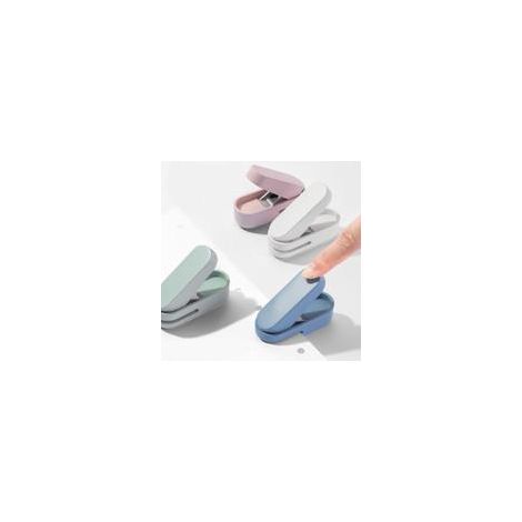Lot de 4 mini perforatrices de bureau rondes, trous colorés, machine à perforer pour étudiants et école, usage quotidien, compacte et pratique. (1/5)